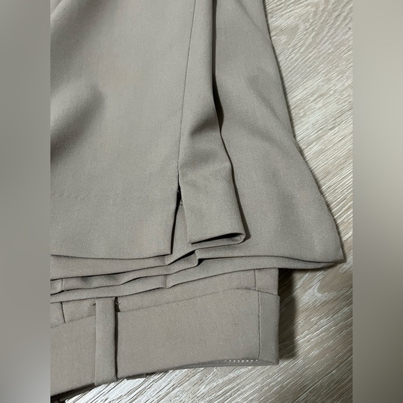 H&M Beige Brown Tan Trousers Wide Leg Pants - Picture 8 of 8